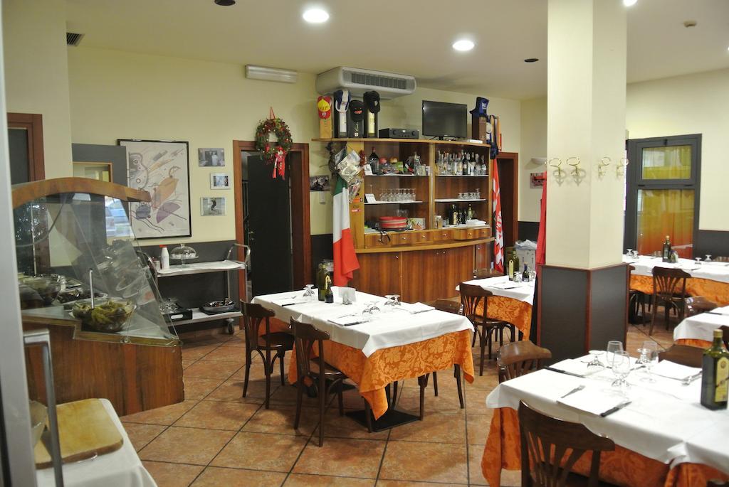 Arlecchino Hotel Castel San Pietro Terme Exterior foto